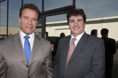 Jorge Rabaso y Arnold Schwarzenegger