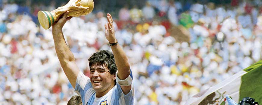 La muerte de Diego Armando Maradona. Vuela alto, barrilete cósmico